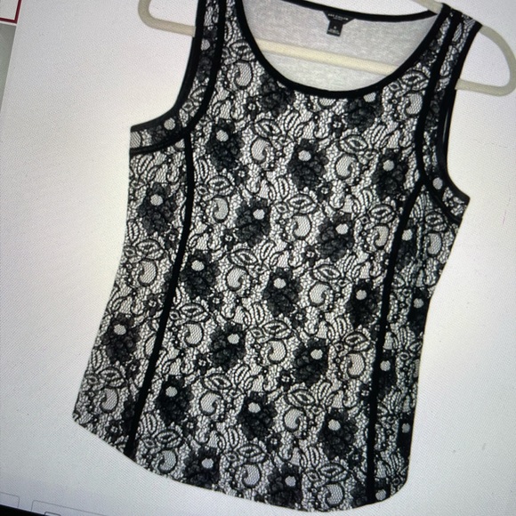 ANN TAYLOR SLEEVELESS TOP - Picture 3 of 3